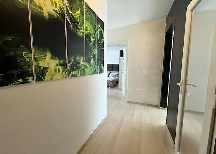 アパート Panoramic View Near Airport *