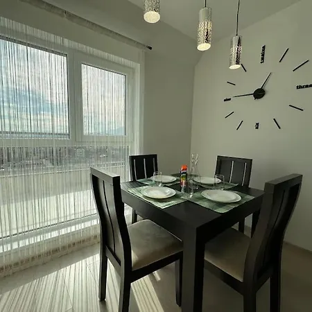 Appartement Panoramic View Near Airport *