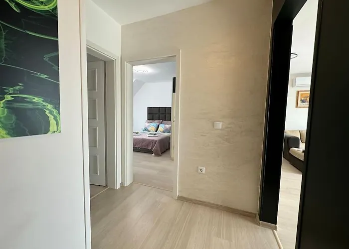 Apartmán Panoramic View Near Airport *