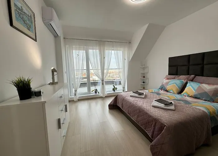 Panoramic View Near Airport Apartmán